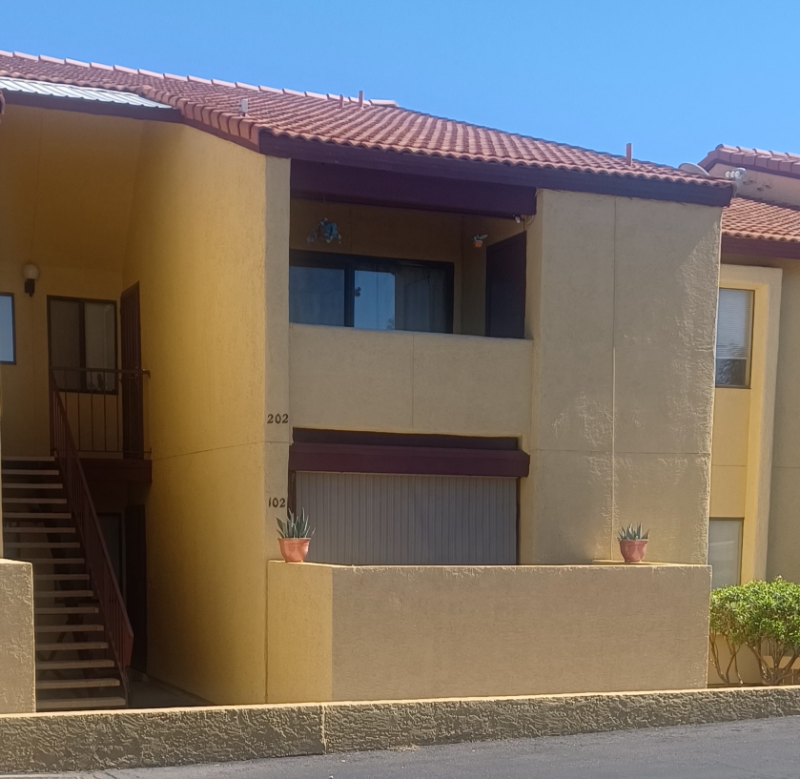 2160 N Northpoint Dr #102 - Photo 2 of 16