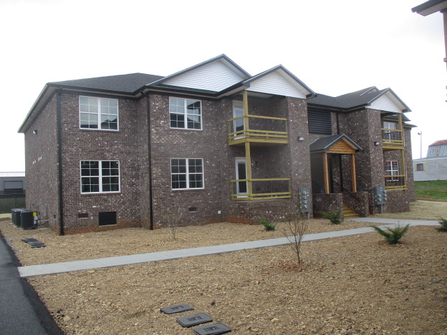 1504 Commerce #1504 - Photo 2 of 13