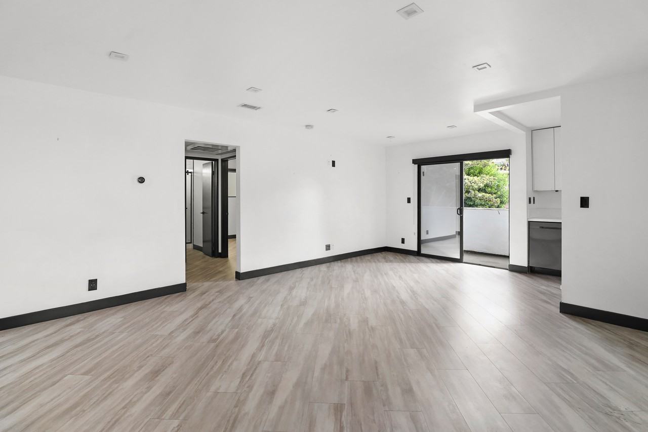 5667 La Mirada Avenue #3 - Photo 7 of 19