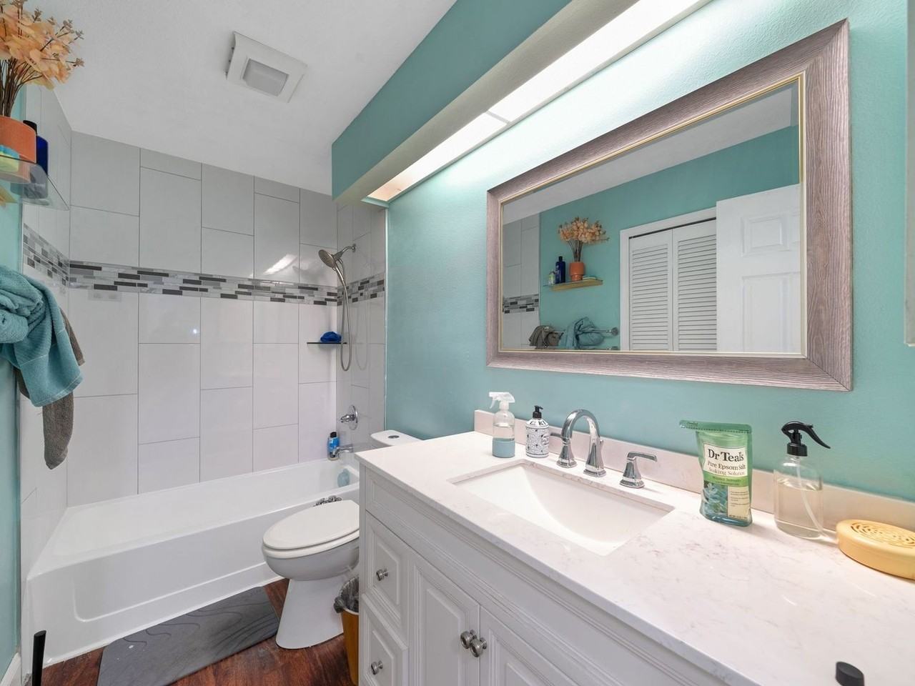 2758 Waymeyer Dr - Photo 3 of 32