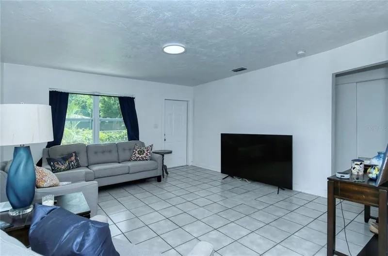 1428 16th St W #NA - Photo 5 of 25