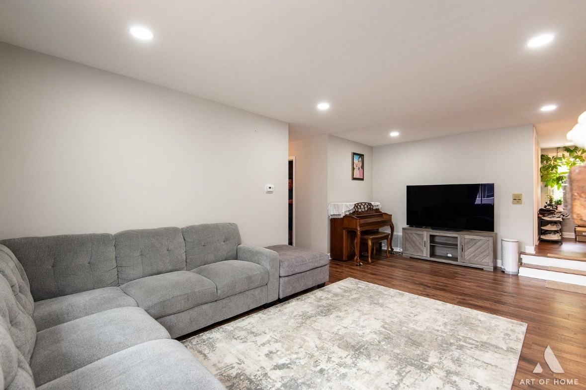257 Coventry Cir #0 - Photo 5 of 39