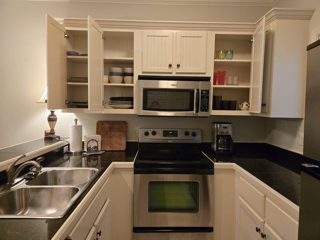 2206 Anderson Rd #1702 - Photo 5 of 11