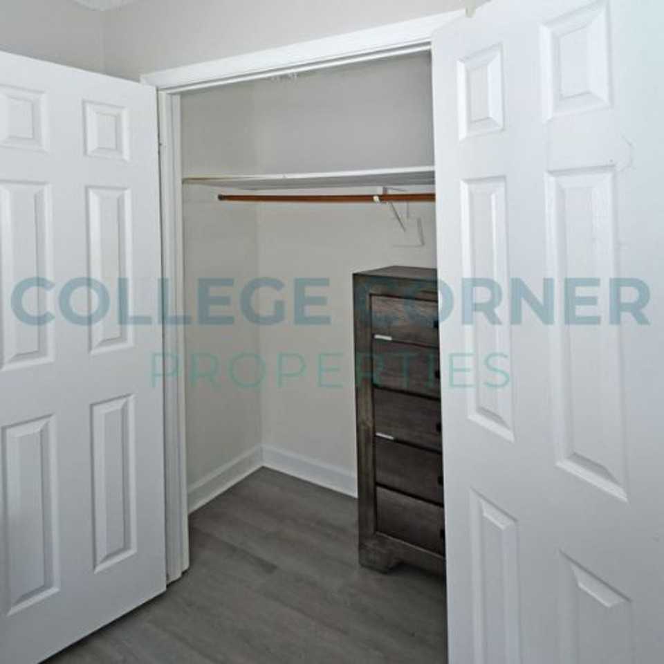 1400 BROOKWOOD DRIVE  AVAILABLE 6/1/2025  FURSISHED (Short/Long Terms) (priced by bed) - Photo 3 of 22