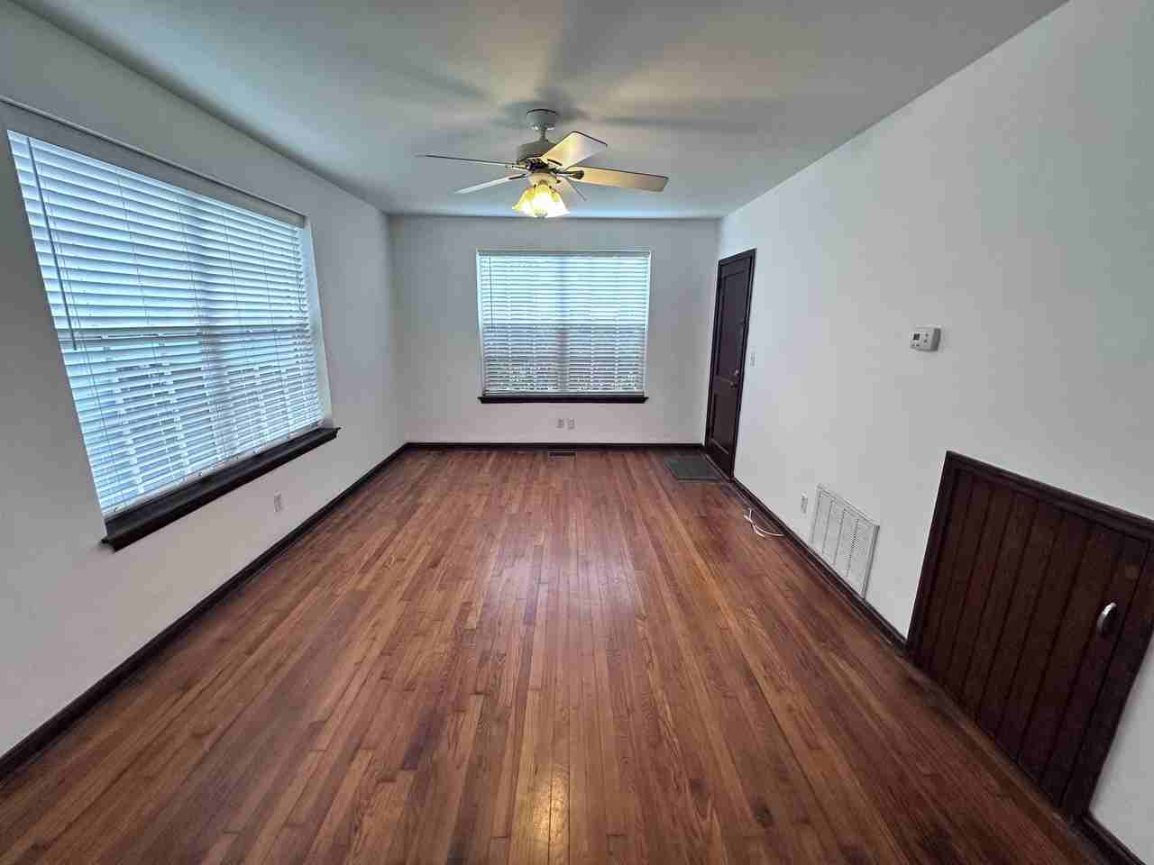 *** TWO WEEKS FREE*** Live Close to Everything – 1BR in Southside Jax - Photo 4 of 11