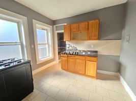 featured image of 210 Roseville Avenue #C3