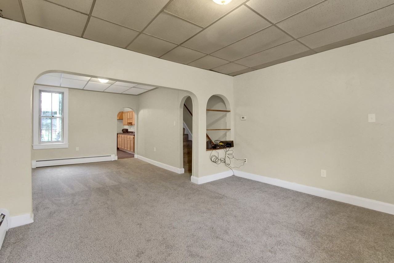 1009 North Duke Street - Photo 3 of 21