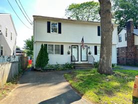 83 Middle St - Photo 1 of 1