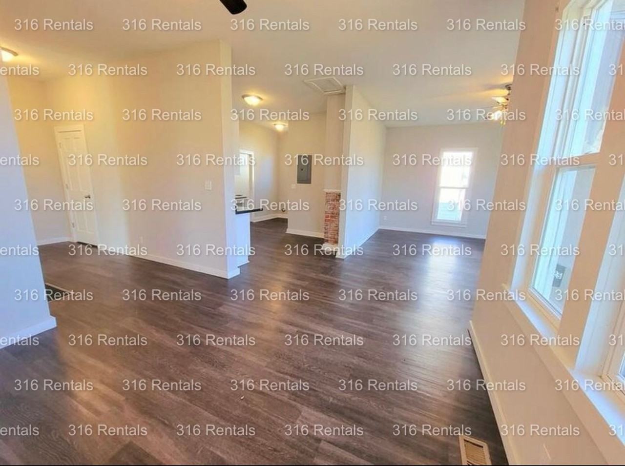 425 N Pine St - Photo 6 of 10