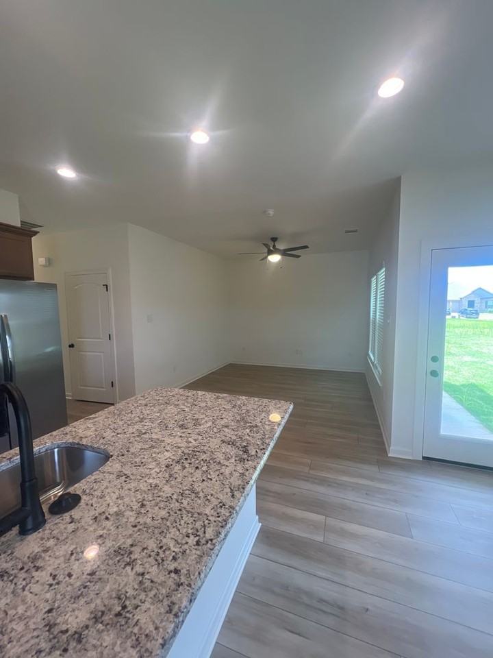 3142 Audubon Cottages - Photo 6 of 19