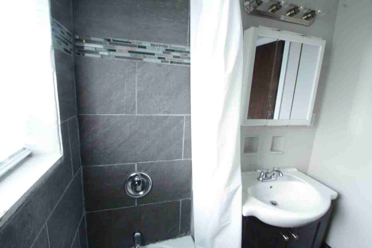 1624 S High St - Photo 5 of 17