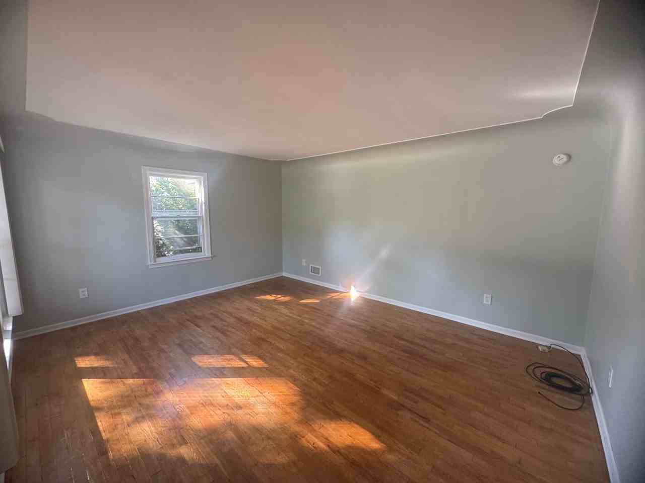 1756 Walker Ave Nw - Photo 3 of 19