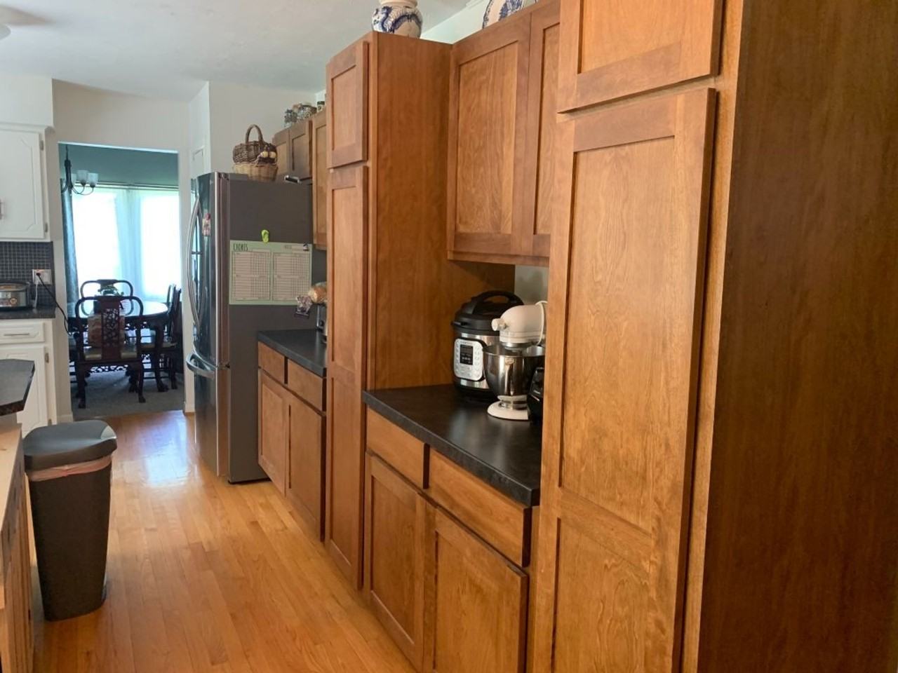 919 Crest Rd - Photo 4 of 15