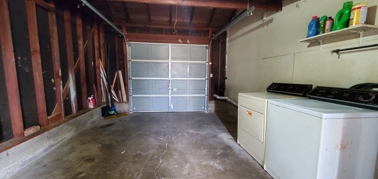 4336 Featherston Ave - Photo 7 of 8