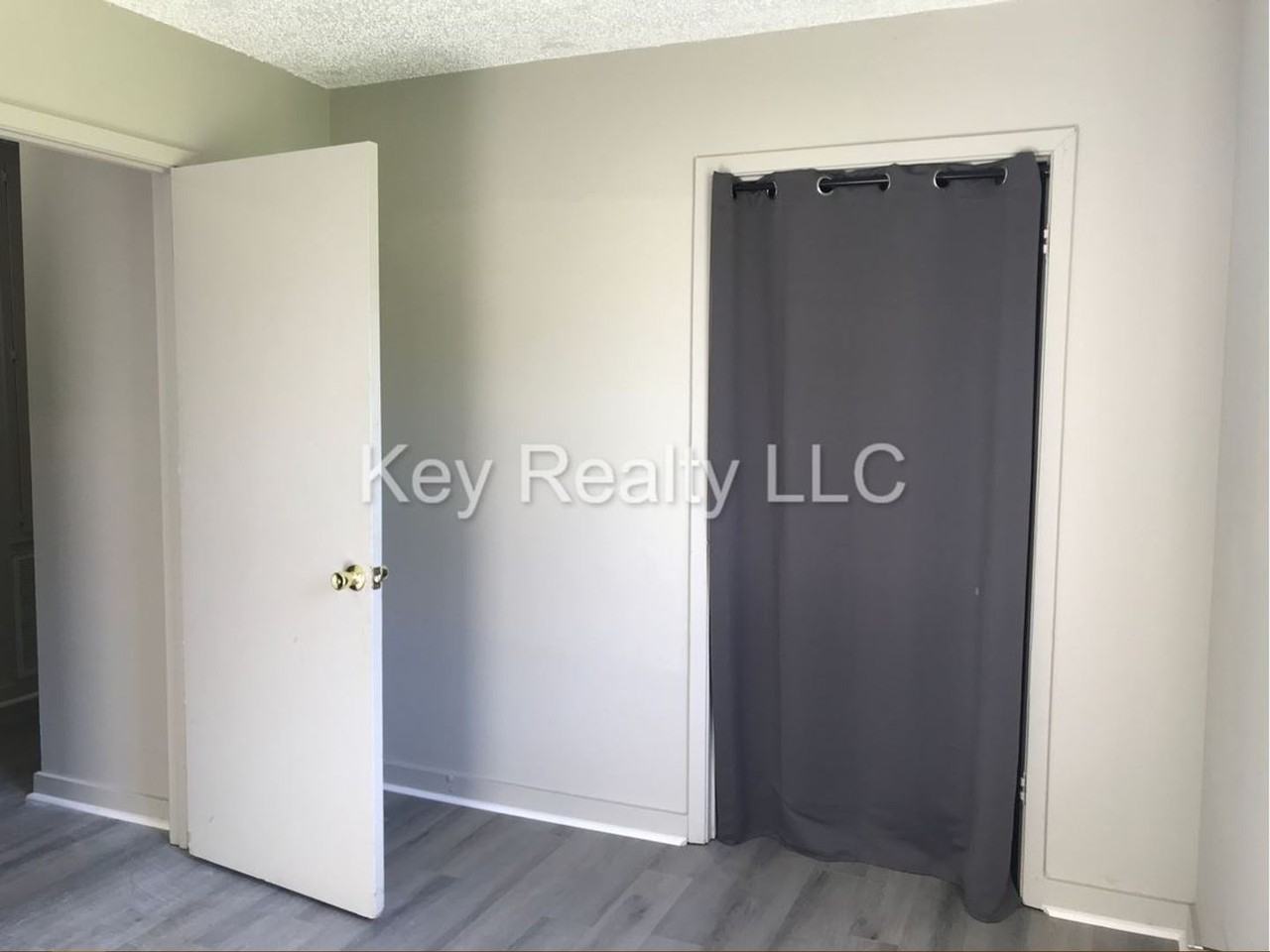 413A Hickory St - Photo 6 of 9