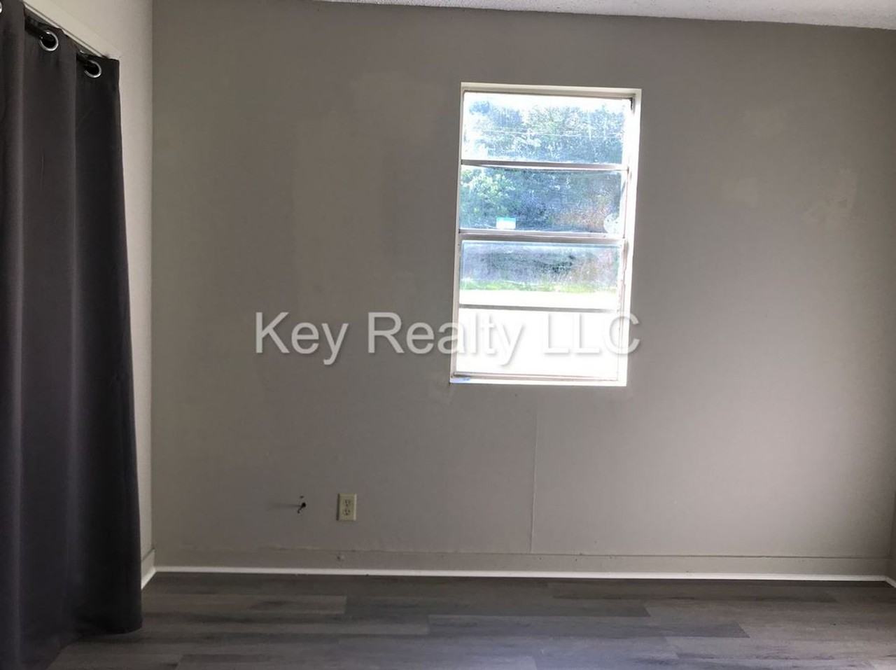 413A Hickory St - Photo 7 of 9