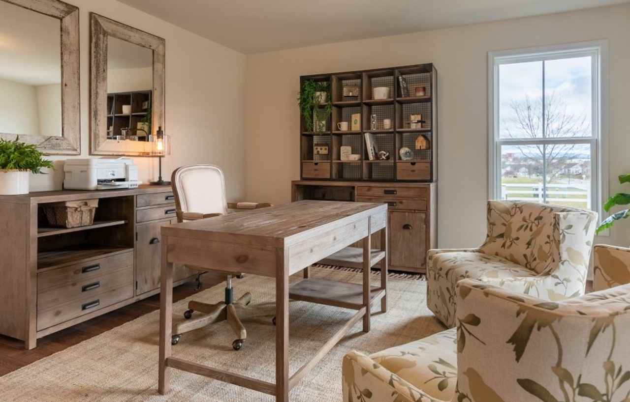 1054 Balsam Ln - Photo 5 of 21