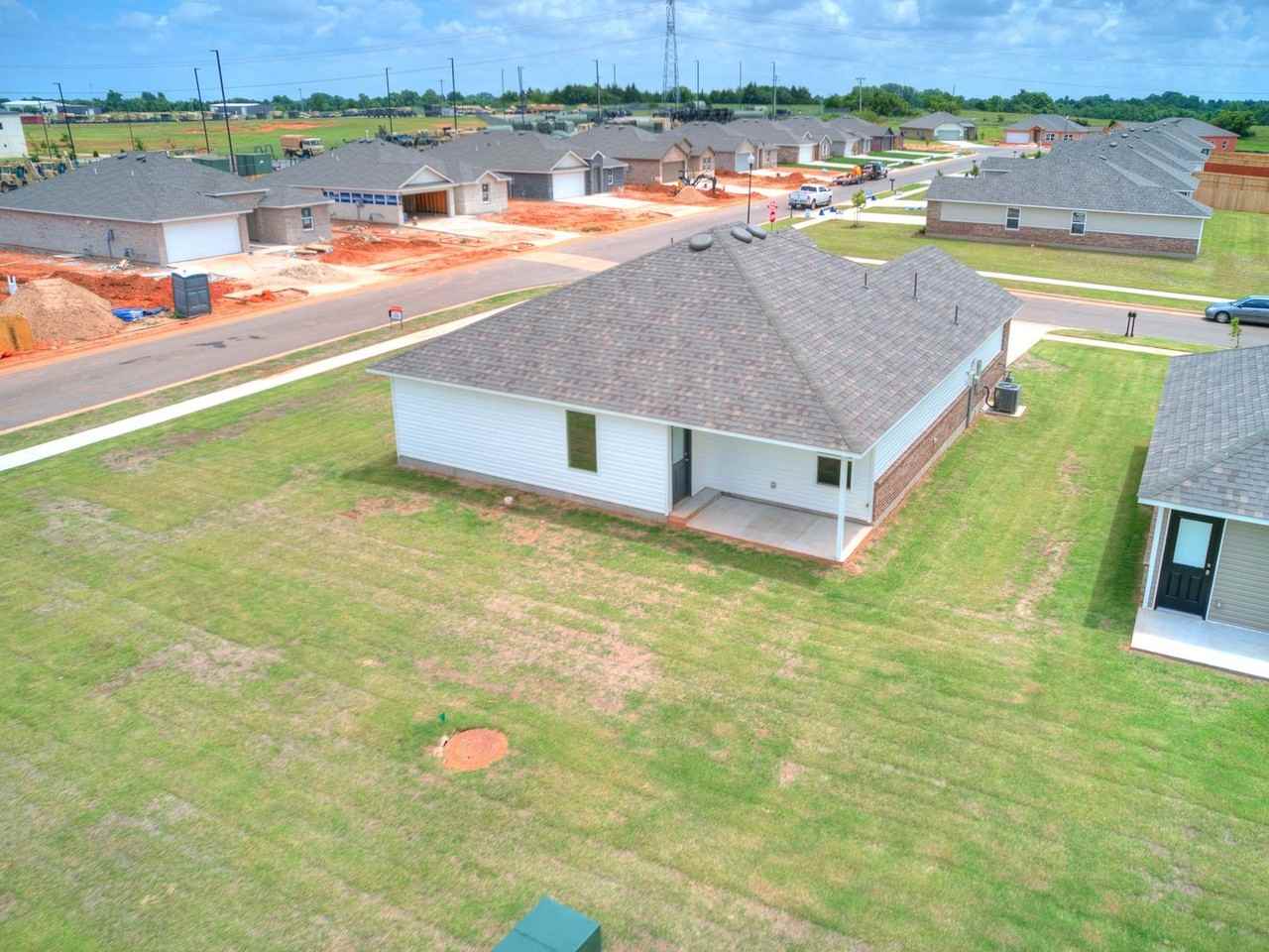 921 921 S. Buffalo Lane - Photo 3 of 20