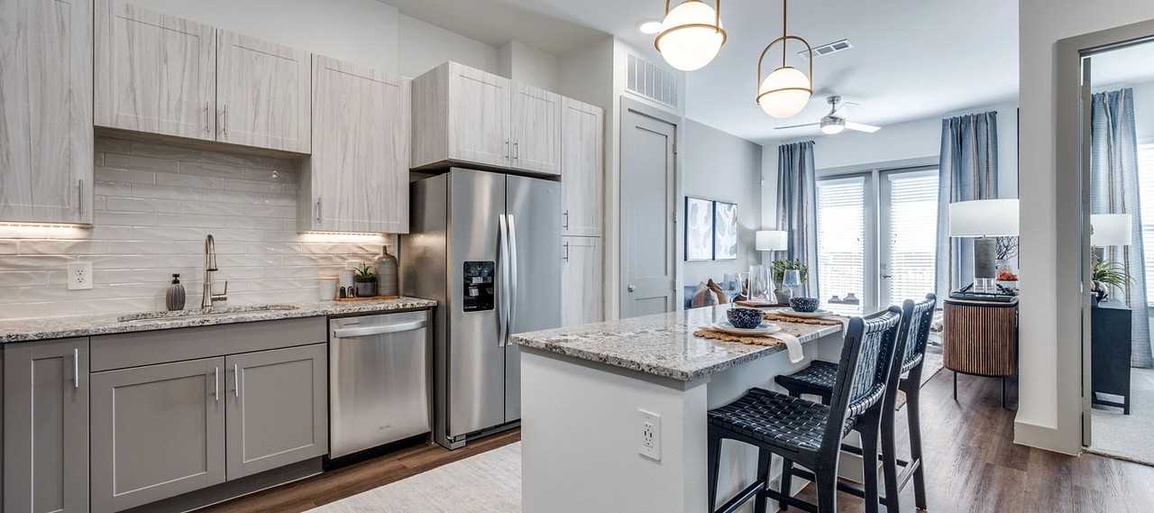 Whistle Stop Lane - Photo 2 of 9