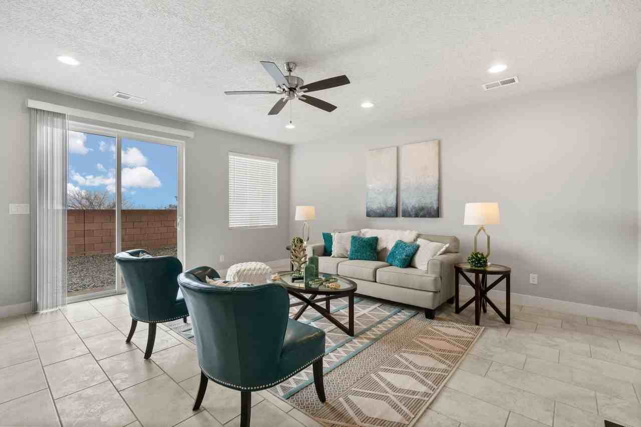 1887 Sunrise Ln Se - Photo 3 of 25