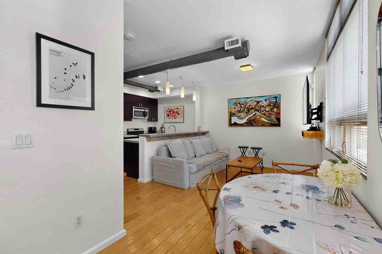 343 Platinum St Sw #B - Photo 7 of 31
