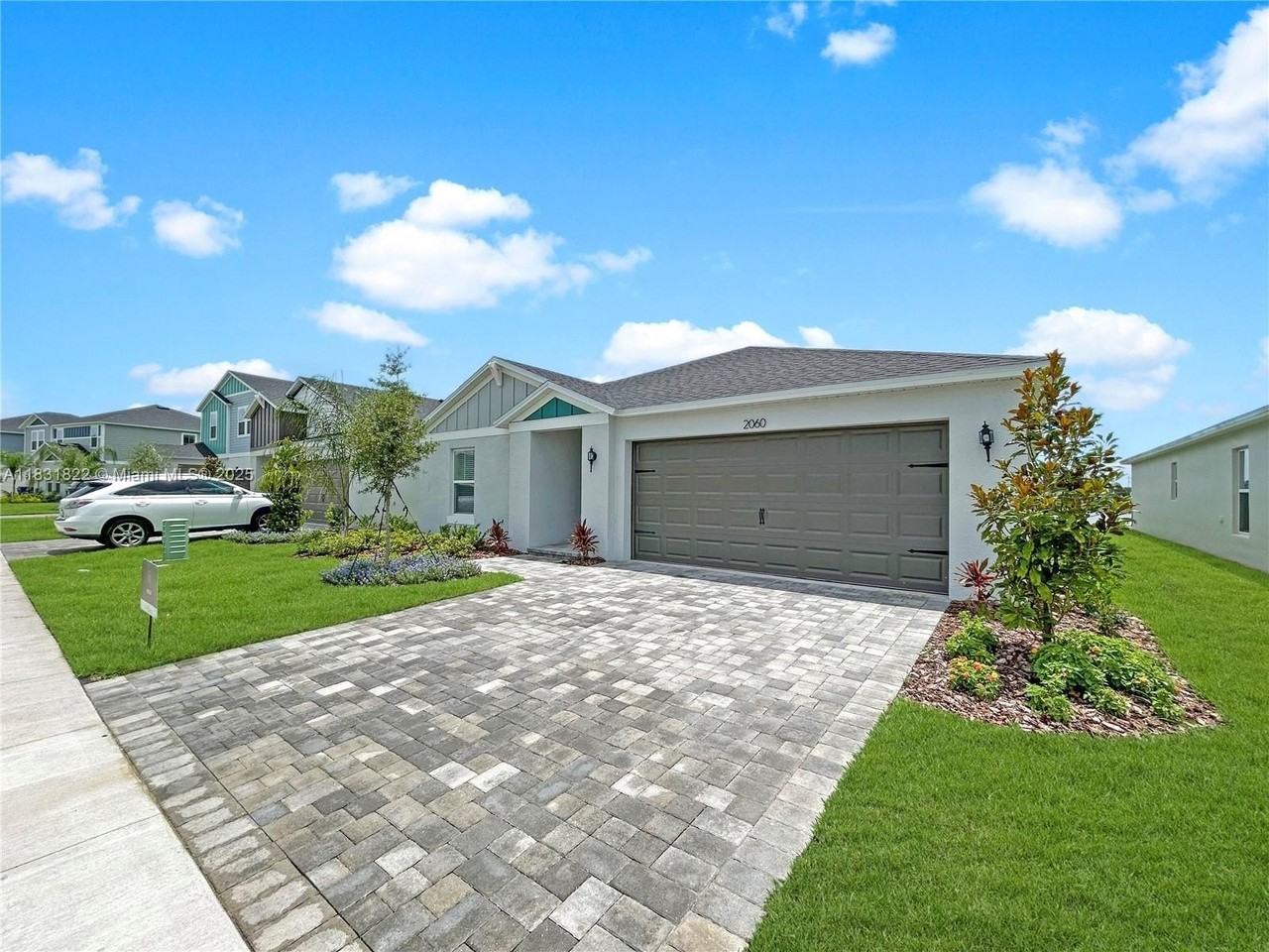 2060 Stillview Pass - Photo 2 of 37