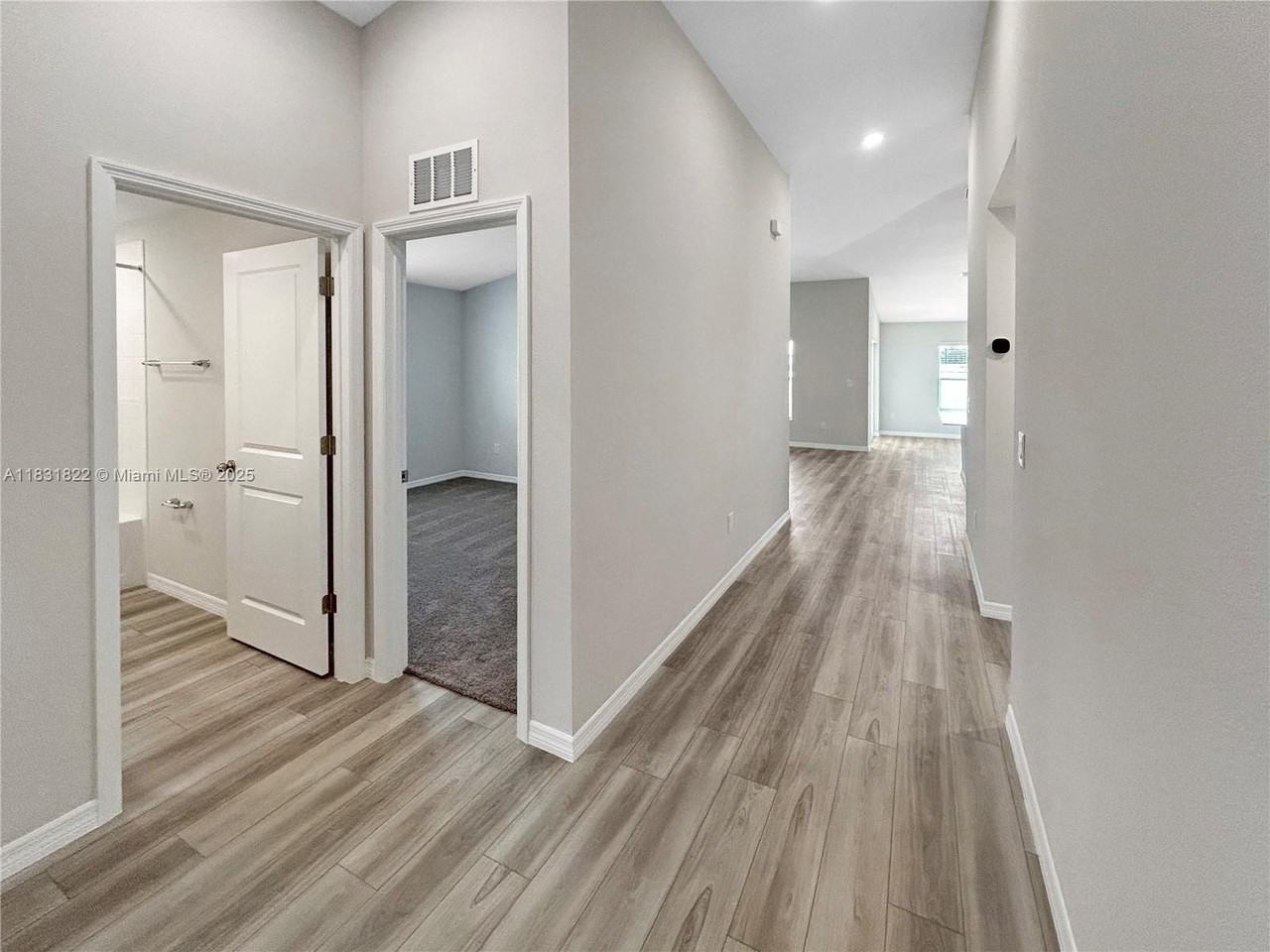 2060 Stillview Pass - Photo 5 of 37