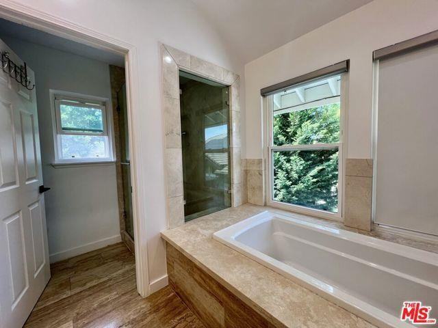 8515 Berger Ave - Photo 2 of 8