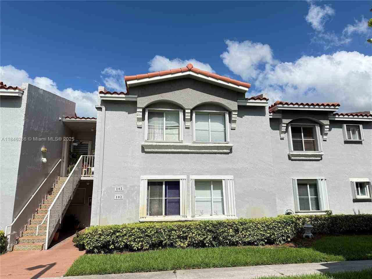 4764 Nw 114th Ave #202 - Photo 4 of 19