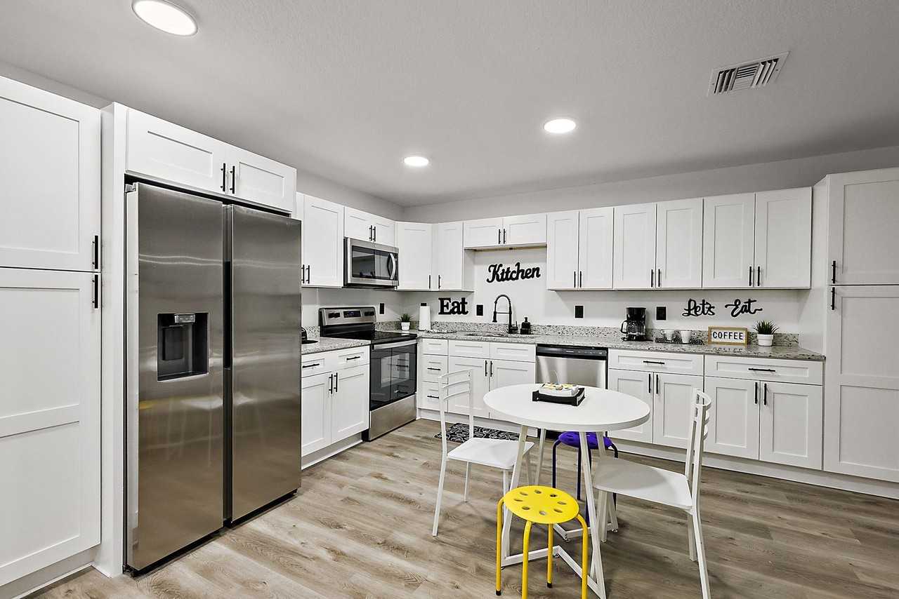 Sunnyview Drive - Photo 4 of 8