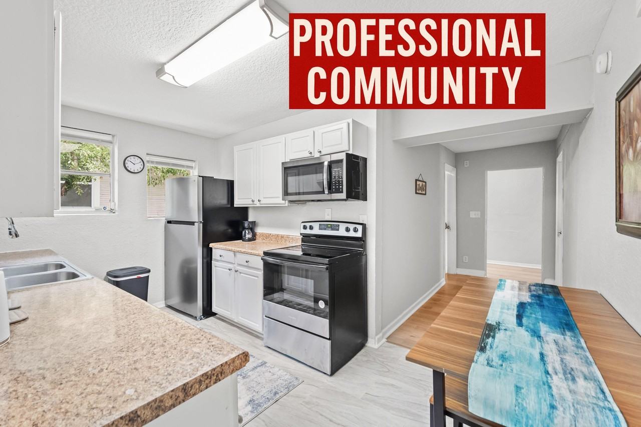 W 28th St - Photo 2 of 11