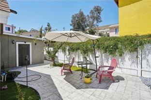 1109 S Dacotah St - Photo 1 of 1