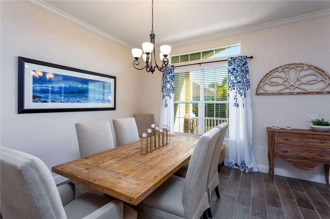 7239 E Village Sq - Photo 6 of 30