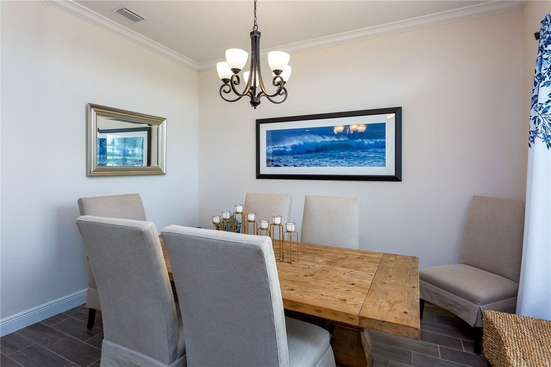 7239 E Village Sq - Photo 7 of 30