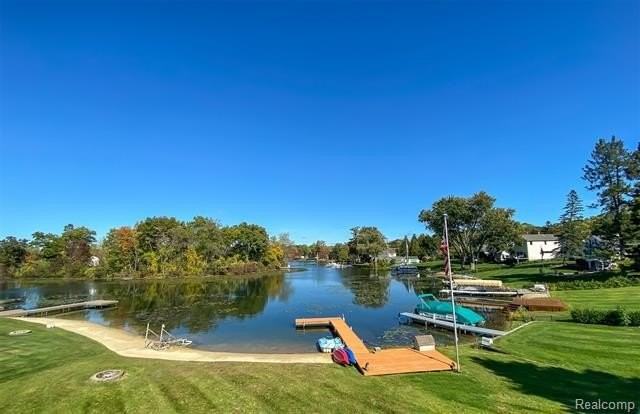 6628 Longworth Drive - Photo 2 of 41