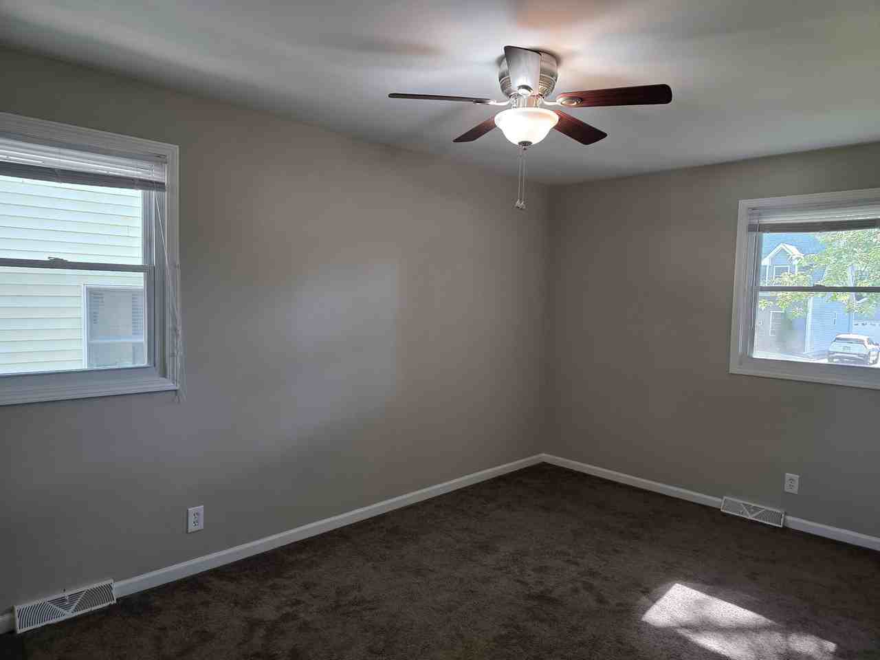 1818 S 4th Pl - Photo 7 of 17