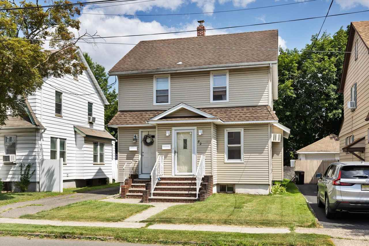 82 Scrivens St - Photo 2 of 15