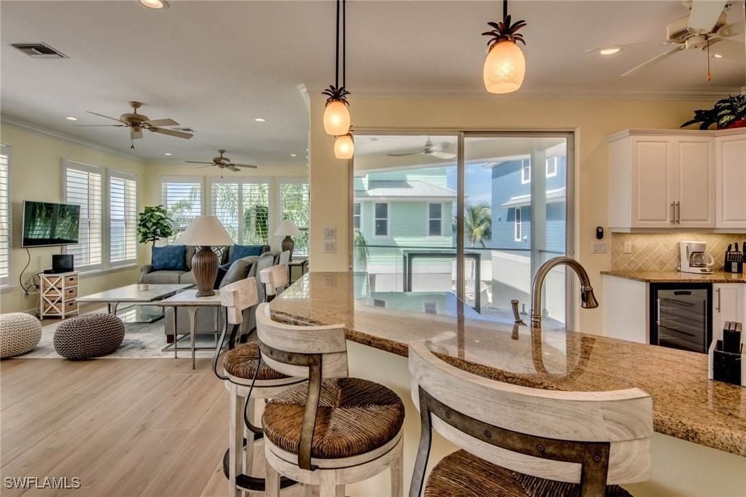 260 Key West Ct - Photo 6 of 13