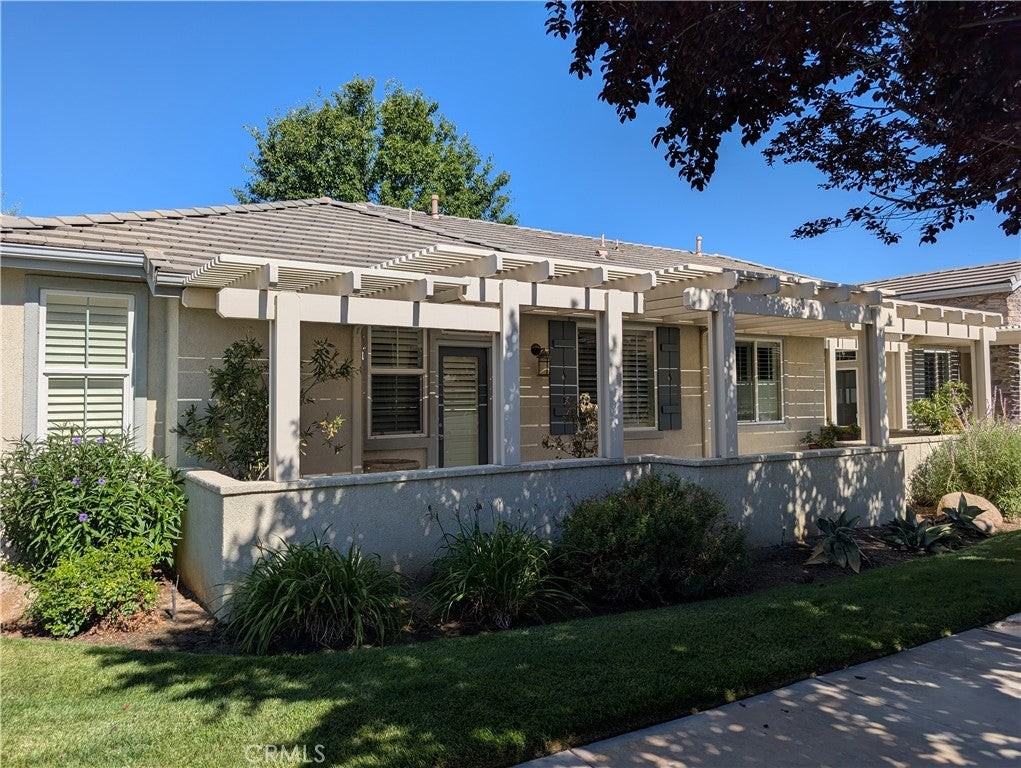 1643 Beaver Crk - Photo 2 of 14