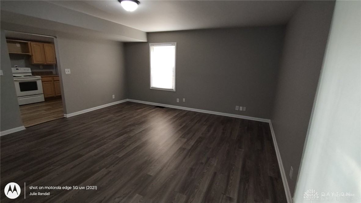 1201 Kim Ln - Photo 2 of 13