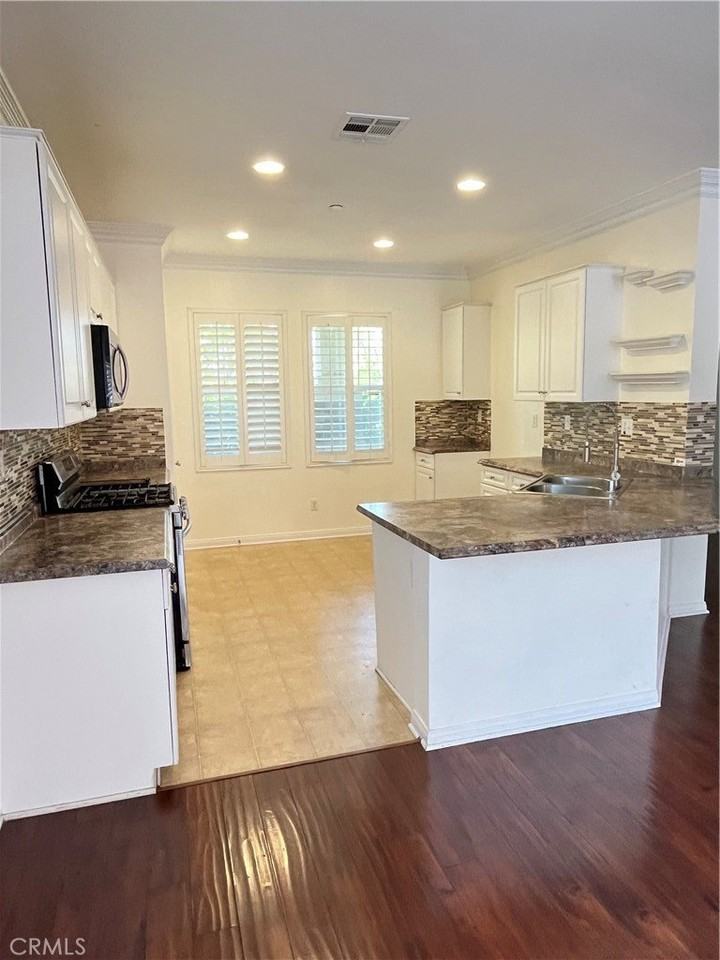 5384 Palestrina Way - Photo 3 of 16