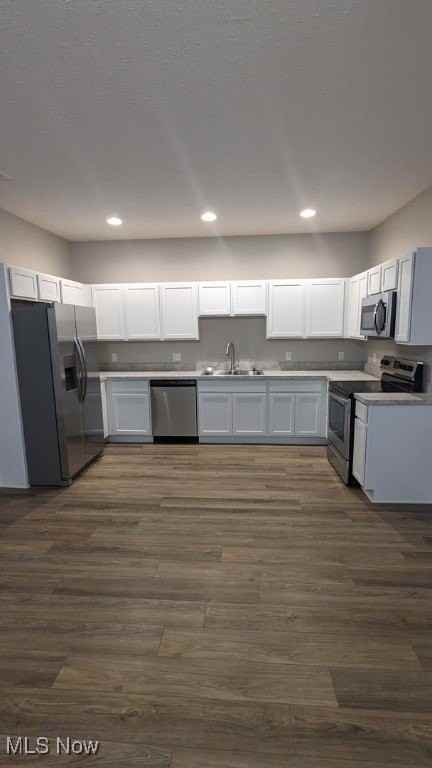 642 Treadway Blvd - Photo 3 of 10