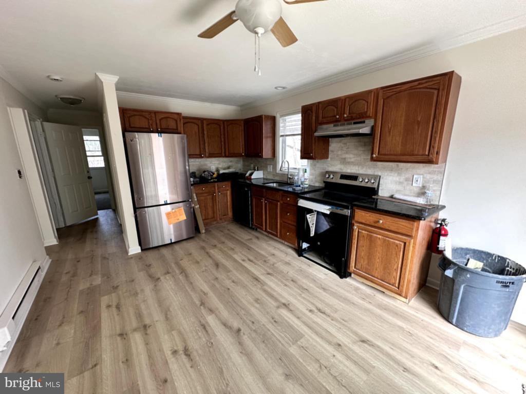 79 Ash Rd - Photo 3 of 11