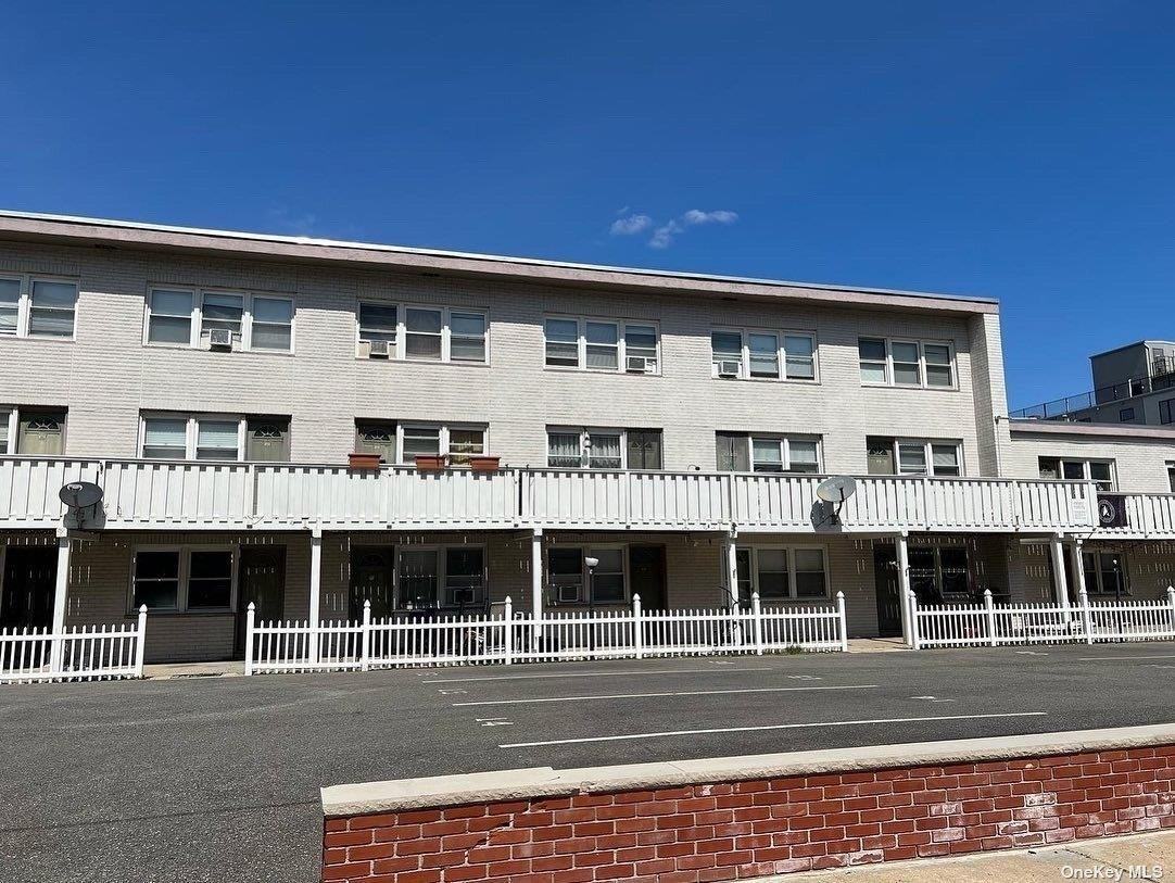 830 E Broadway ##108