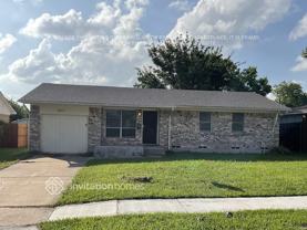 2417 Moreland Dr - Photo 1 of 1