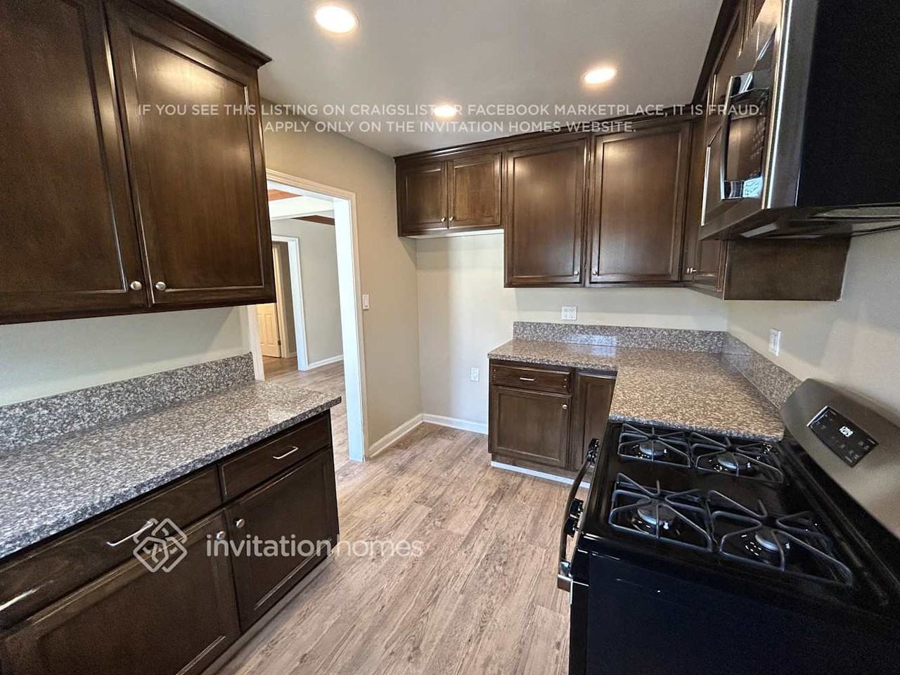 6939 Quakertown Ave - Photo 5 of 16