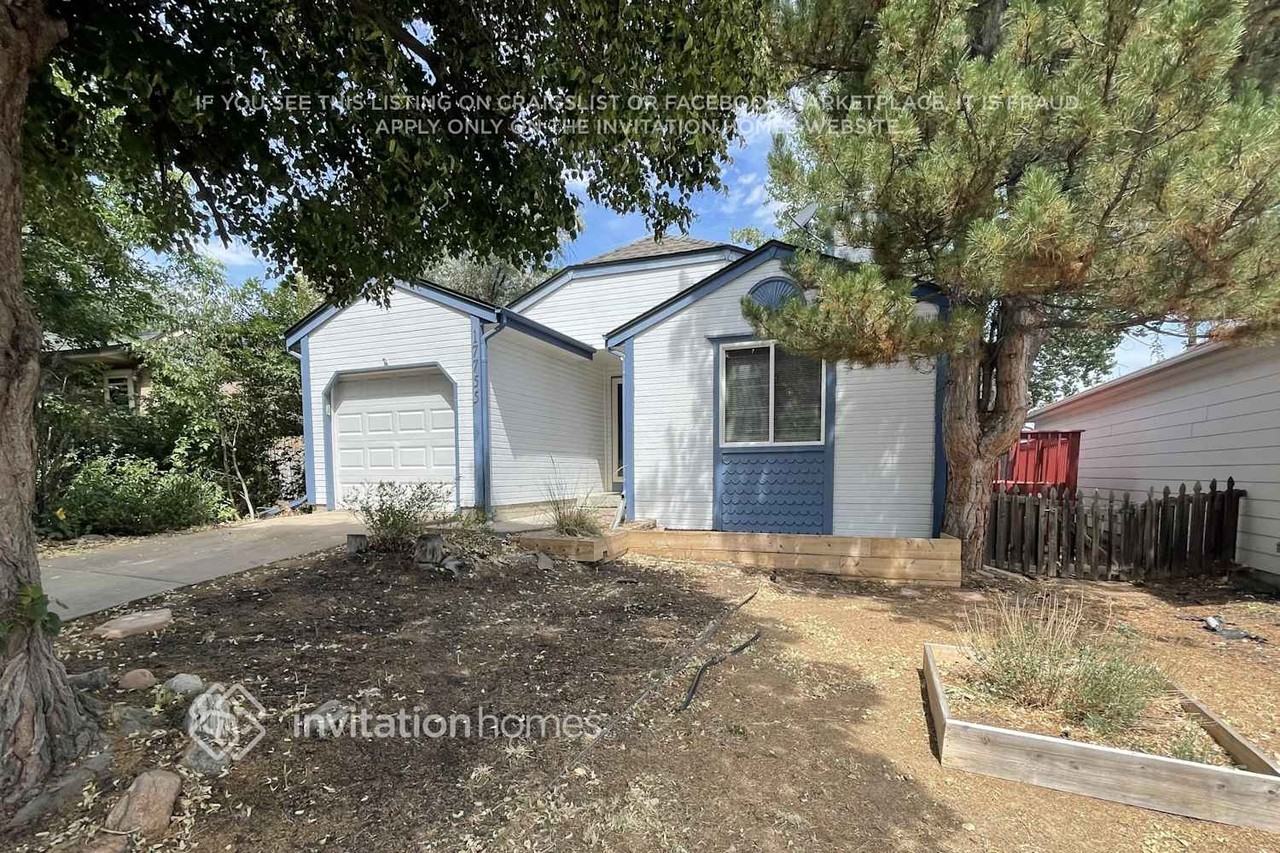 17755 E Cornell Dr - Photo 2 of 16