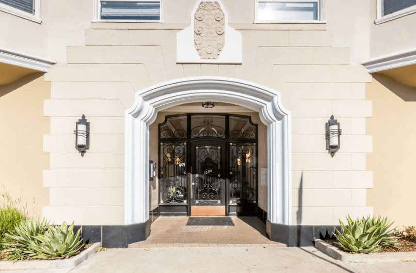 1690 North Point Street - Photo 3 of 5