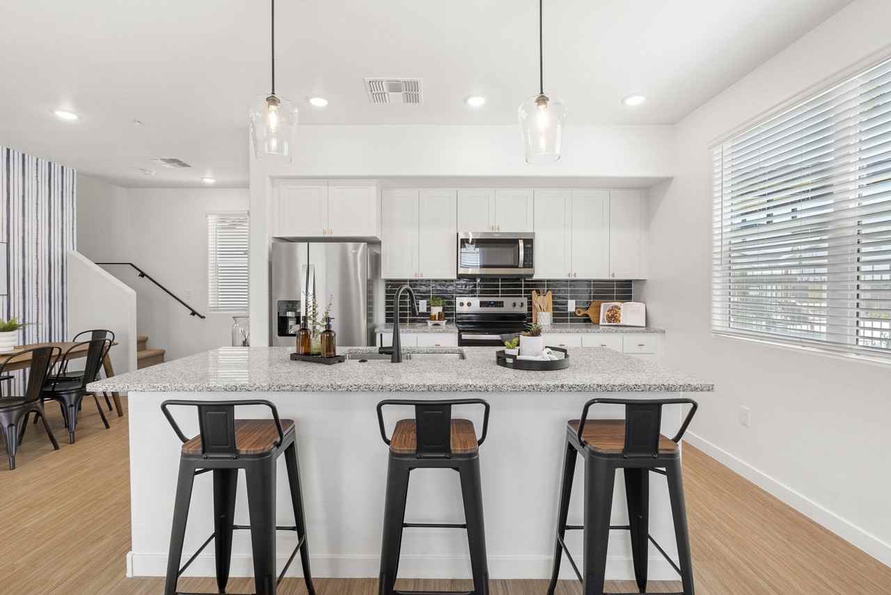 Pique Residences - Photo 3 of 33