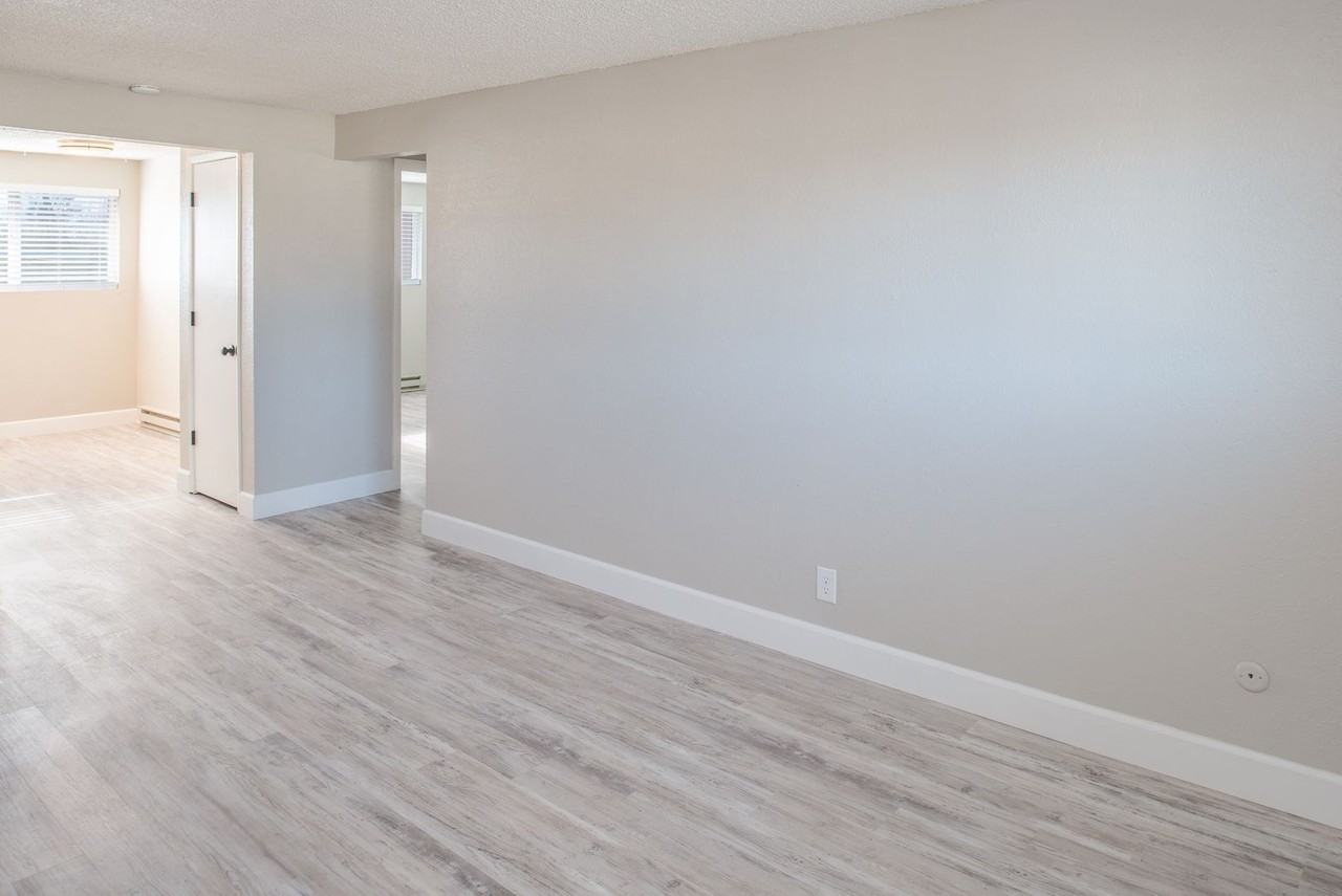 GPRV - Sierra View Townhomes - Photo 4 of 13